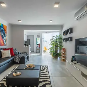 Salgados 2-bedroom - 900m From The - Wifi Apartamento